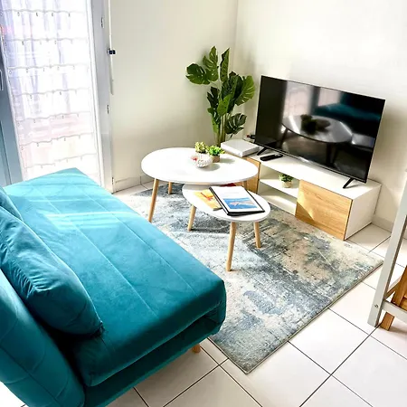 Apartment Studio Mezzanine- 10 Min Plage- Parking Gratuit *