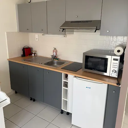 Mezzanine- 10 Min Plage- Parking Gratuit Apartment *